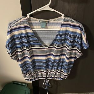 Striped tee with drawstring